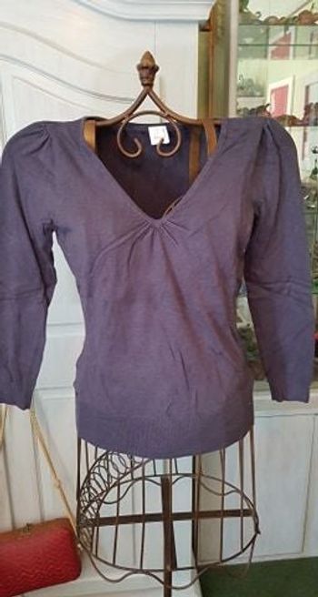 Pull gris foncé taille 38/40. camaieu
