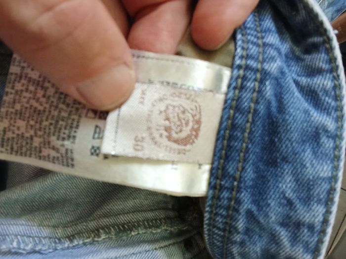 Jean Diesel taille 40 - photo numéro 8