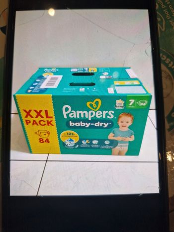 Taille 7 pampers réservé Maeva