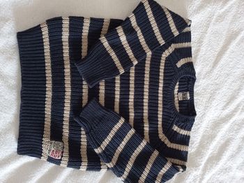 Marque tape à l'oeil taille 6 ans 116 cm pull manches longues voir photos bleu à rayures crème très jolie pull chaud très grande marque