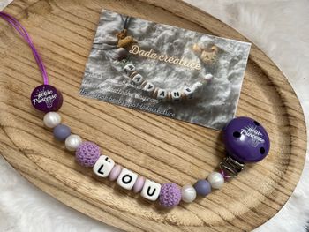 Attachte tétine personnalisé