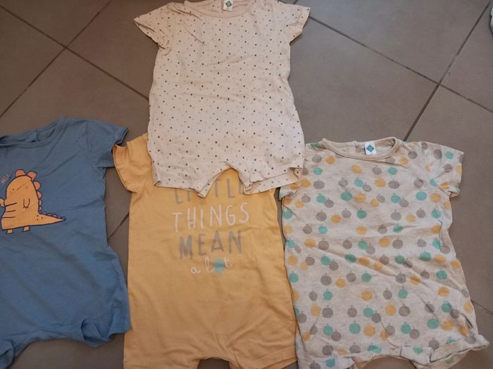 Lot 4 combishort 12 mois - photo numéro 3