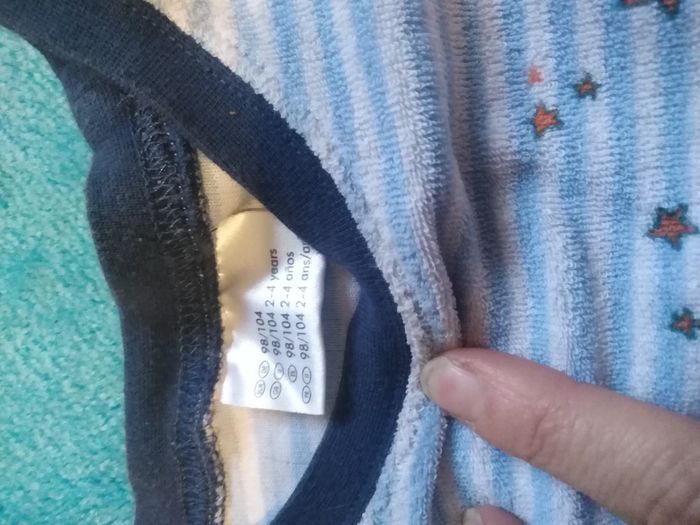 Haut de pyjama 2/4 ans - photo numéro 2