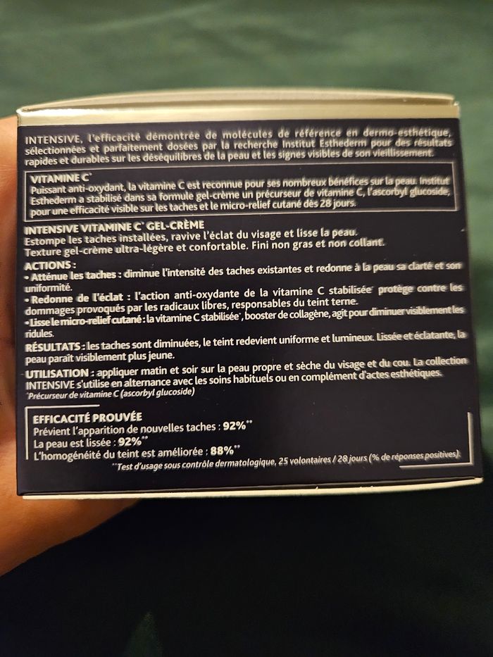 Gel creme anti- taches  Esthederm - photo numéro 4