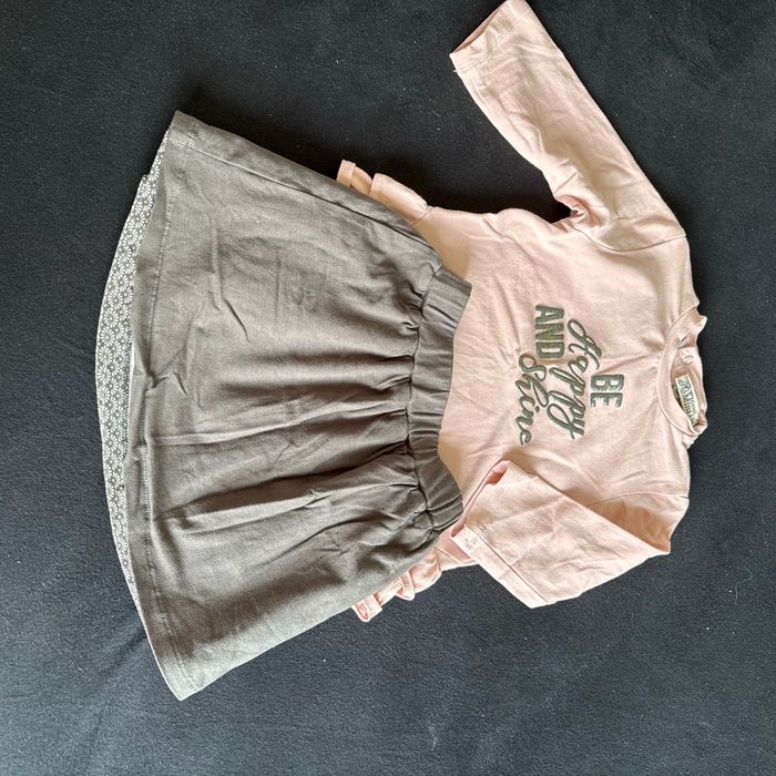 Ensemble tee shirt + jupe