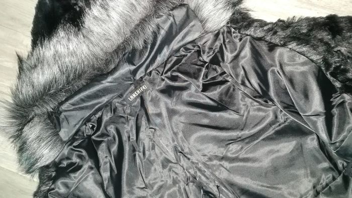 Manteau avec capuche fausse fourrure - photo numéro 4