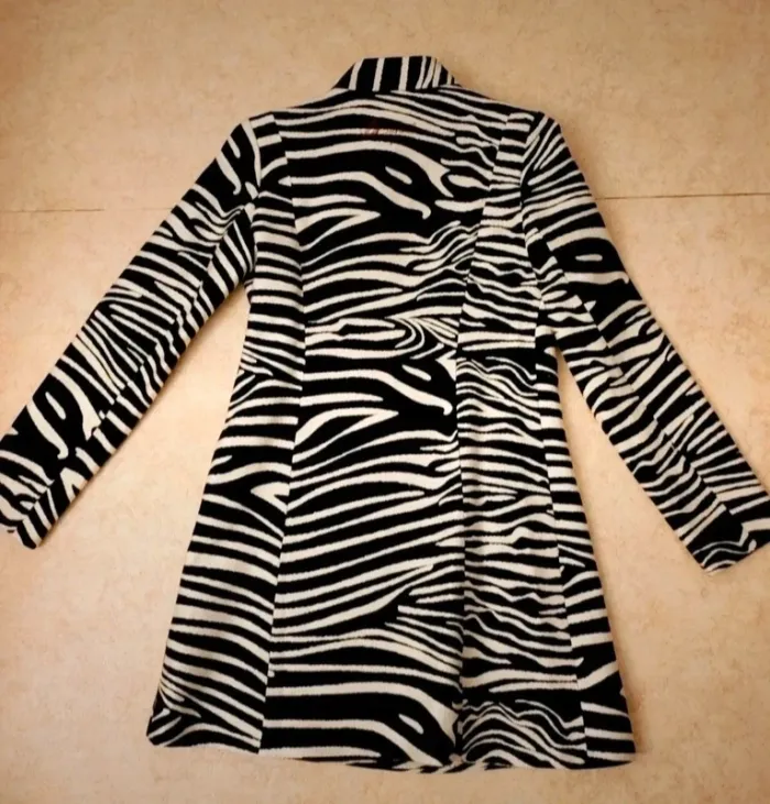 Manteau zébré Desigual - photo numéro 2