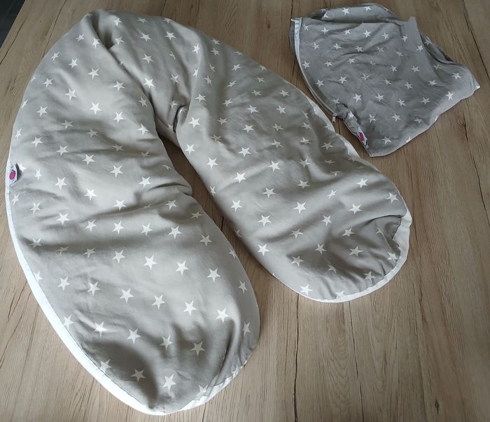 Coussin d'allaitement gris Babymajawelt