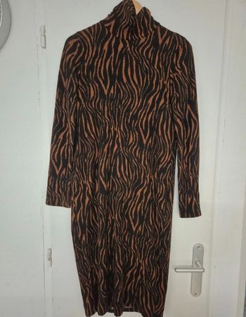 Robe taille S zara