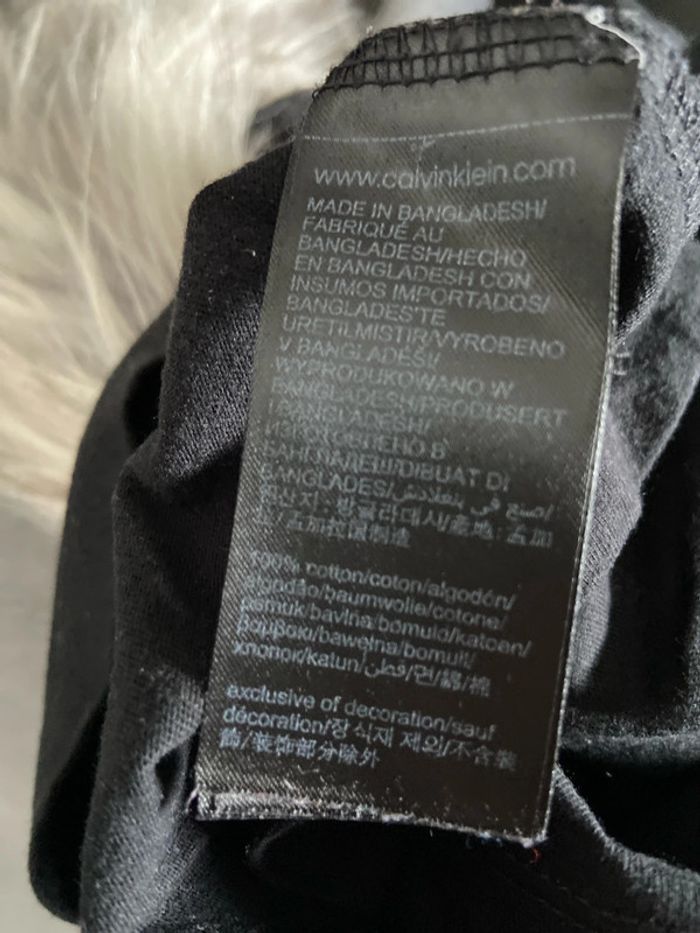 T-shirt Calvin Klein noir - photo numéro 5