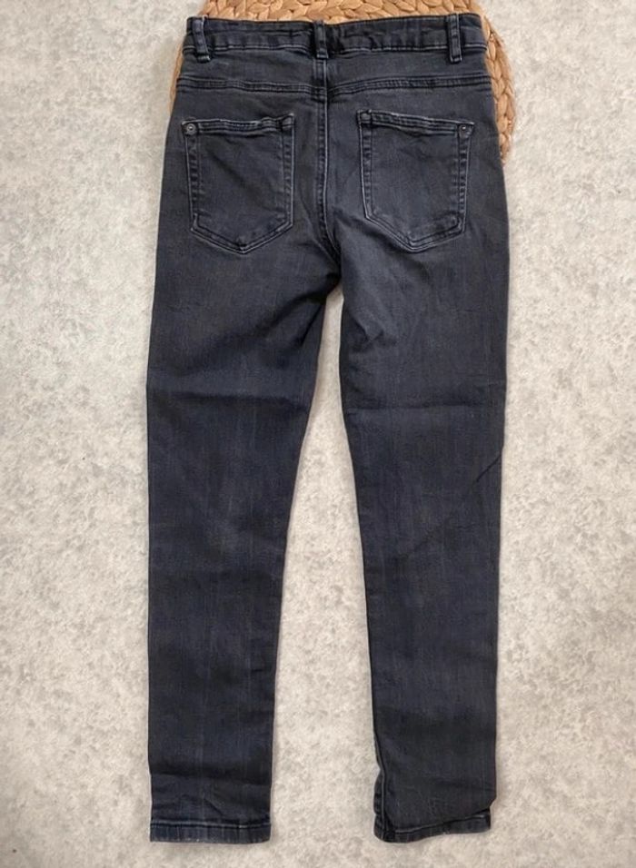Jeans brodé fleurs Camaïeu 34 - photo numéro 4
