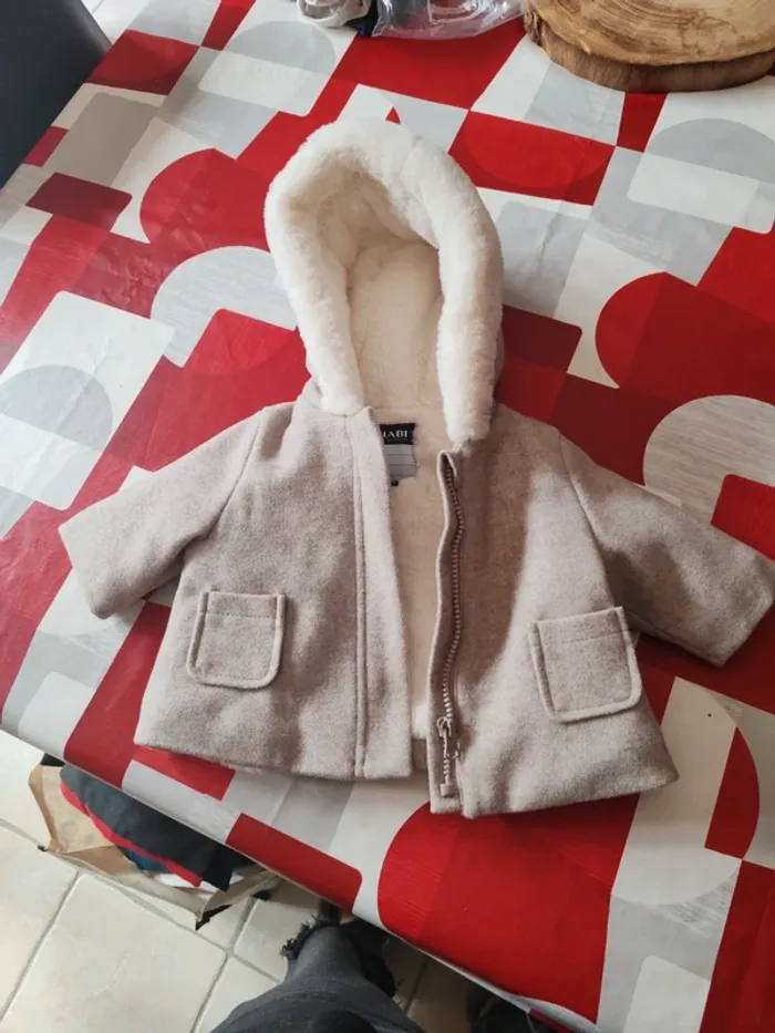 Manteau kiabi 3mois fille