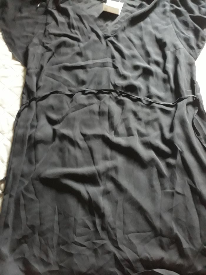 Robe  ou liquette  neuf taille  46