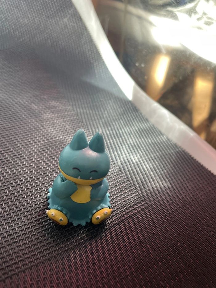 Figurine Goinfrex Pokémon Nintendo 3,5cm WCT officiel 2019 Munchlax - photo numéro 2