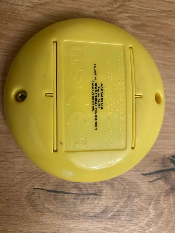 Furby jaune - photo numéro 5