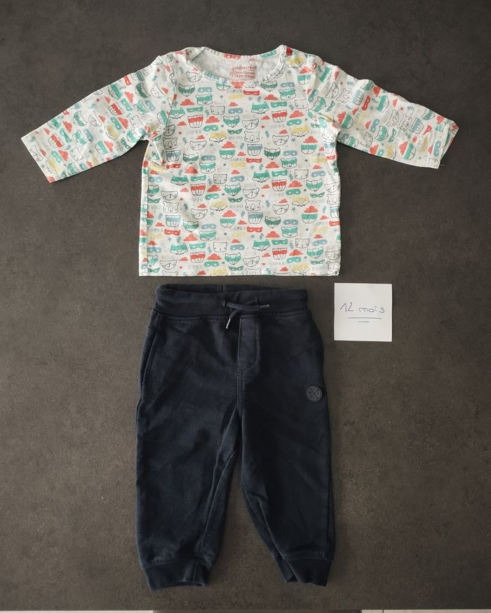 Ensemble t-shirt manches longues jogging taille 12 mois