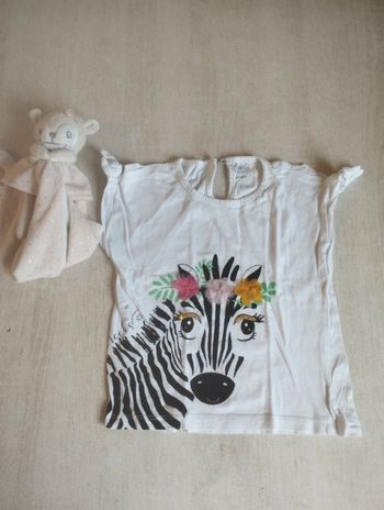 Haut manches courtes taille 24 mois