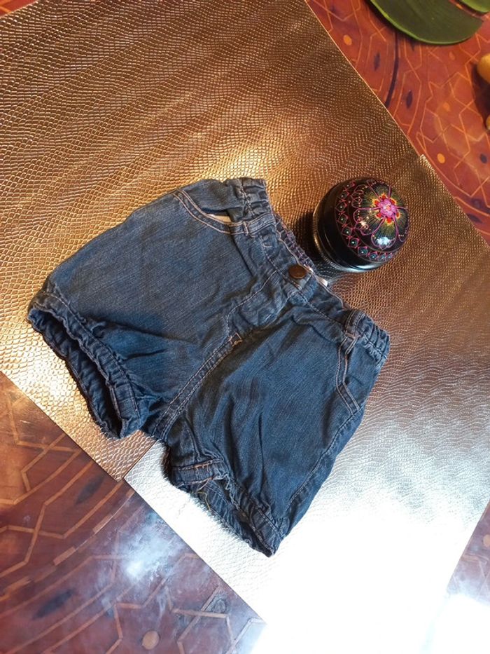 Short jean 12 mois - photo numéro 3