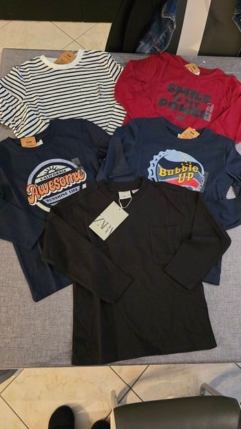 (Neufs non portés) 🏷🤩😍💙SUPERBE  Lot Tee-shirts ml 4 ans garçon 💙😍🤩