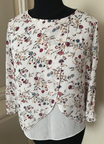 BLOUSE "BERSHKA" ECRUE IMPRIMEE - TAILLE : S