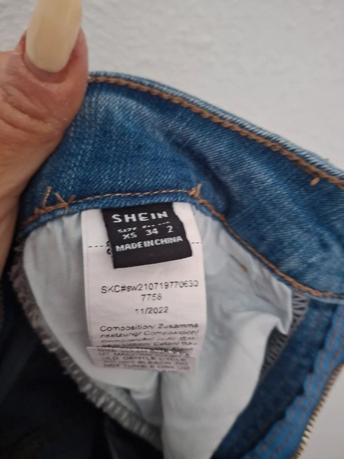 Jean xs - photo numéro 3