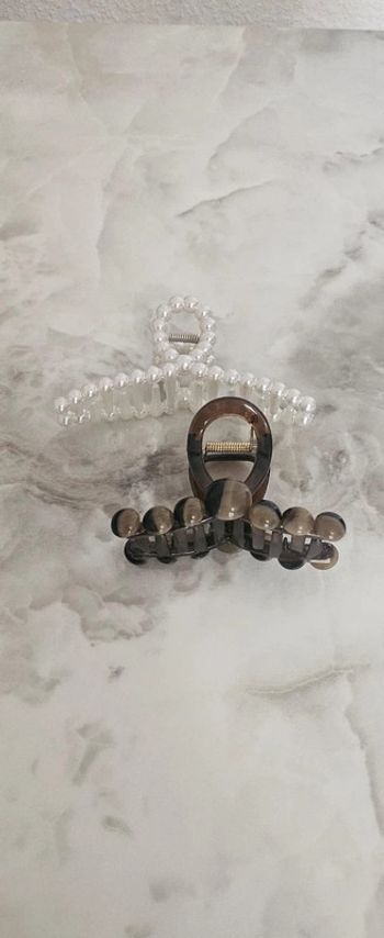 Lot de pinces à cheveux neuf