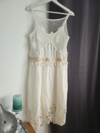 Robe d été brodée