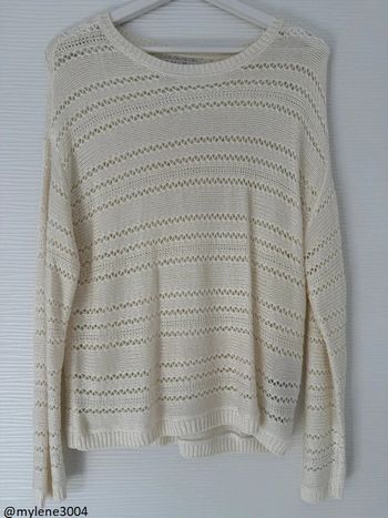 Pull d'hiver en maille et trous blanc crème uni basique simple col rond