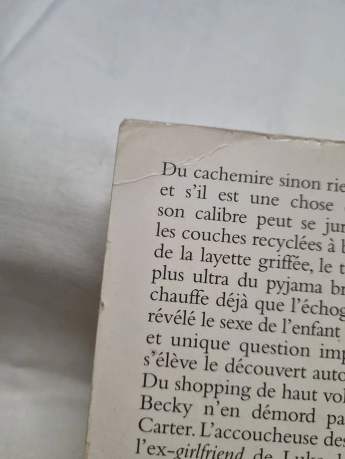 L accro du shopping attend un bébé - photo numéro 5