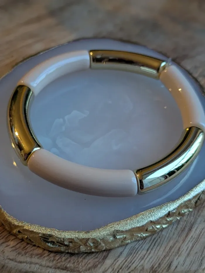 Bracelet en acrylique colorés - photo numéro 8