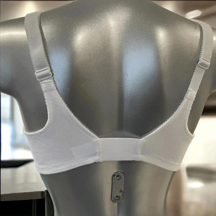 Soutien gorge neuf 85C - photo numéro 2