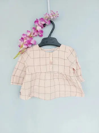 Très belle tunique lulucastagnette 3 mois