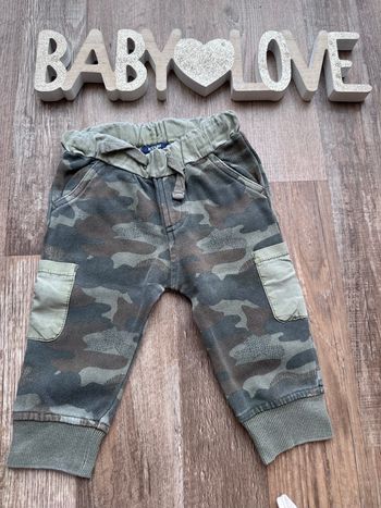 - Jogging Kiabi   - 6 mois - Très bon état