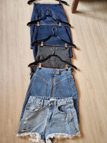 Lot jupe et short