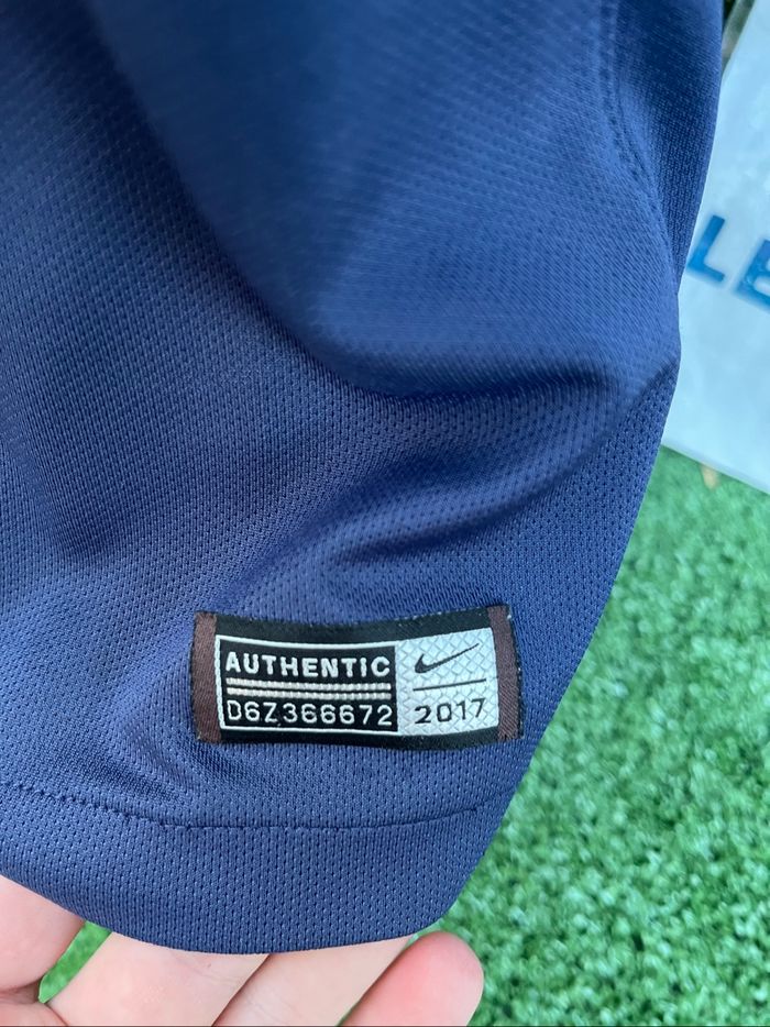 Maillot Neymar PSG - photo numéro 9