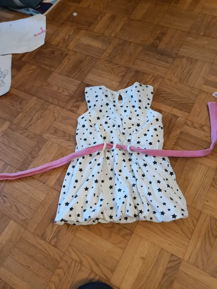 Robe 24mois - photo numéro 3
