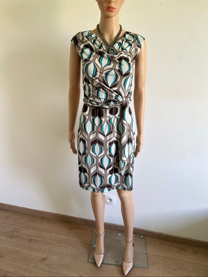 Robe imprimée à manches courtes Sora by JBC taille 36 TBE - photo numéro 3