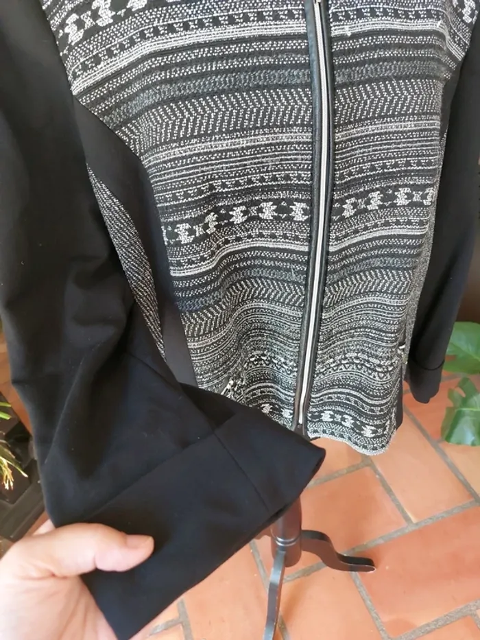 Veste zippée - photo numéro 2