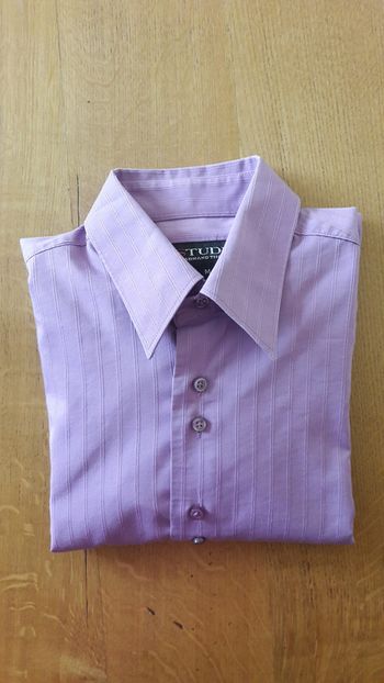 Chemise Armand Thiery taille M, couleur lila