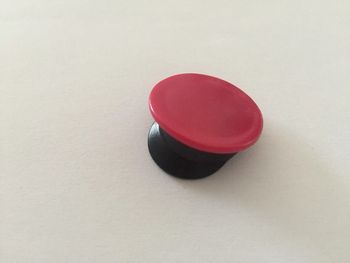 Chapeau rose et noir 30247732 pièce détachée Playmobil 5267 Le minibus de l'hôtel #A34