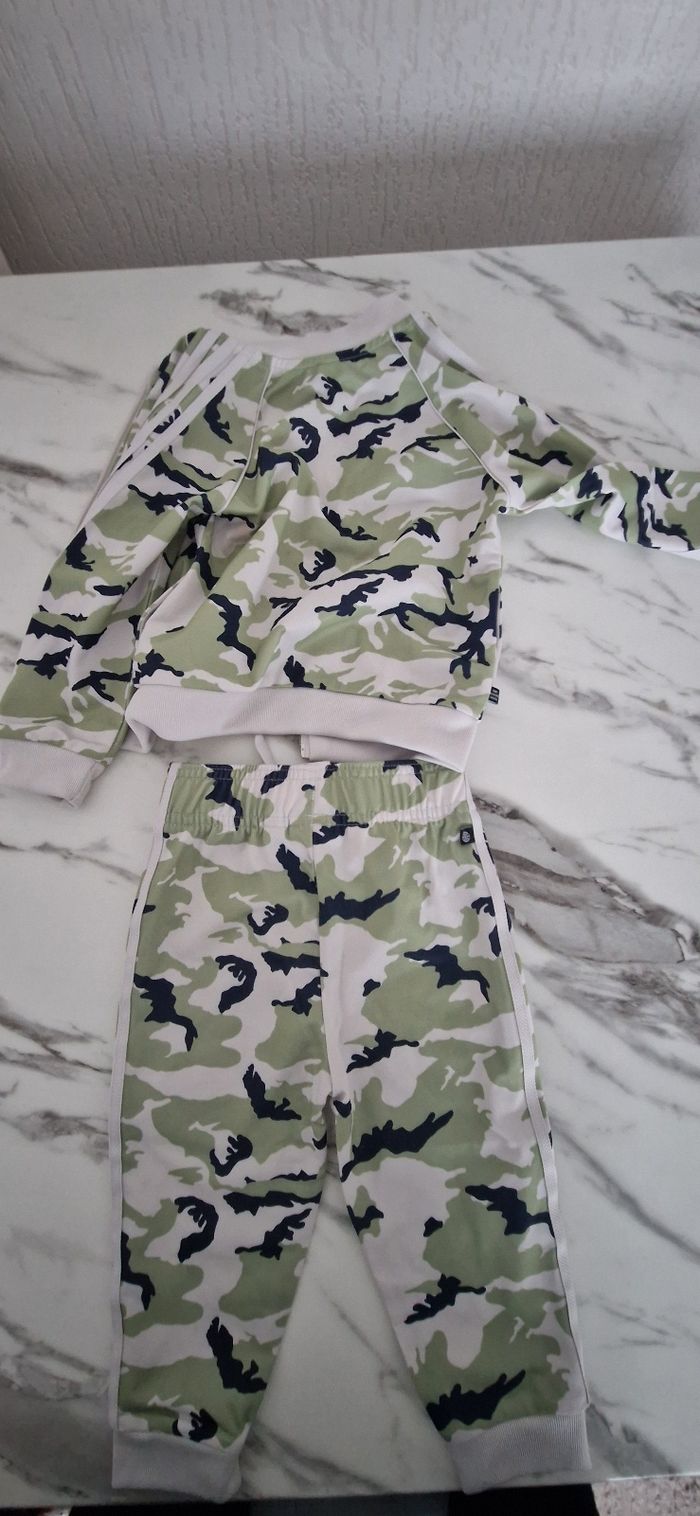 Jogging Adidas - photo numéro 3