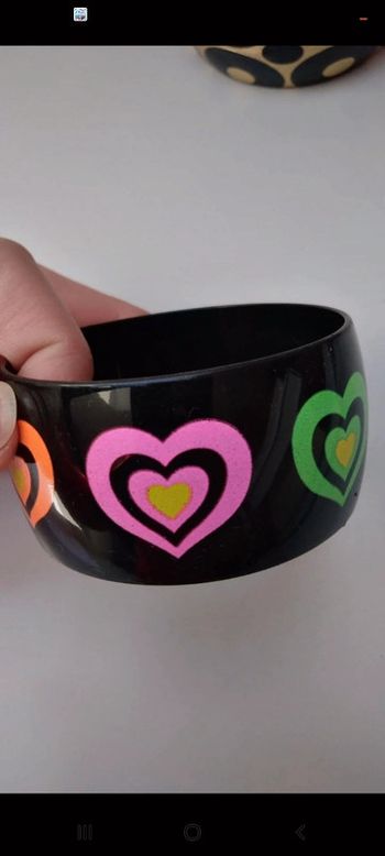 Bracelet manchette cœurs neuf