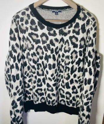 Pull femme taille 46 ou 48 léopard / Kiabi