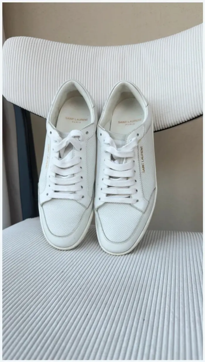 Baskets Saint Laurent blanches 38 TBE - photo numéro 2