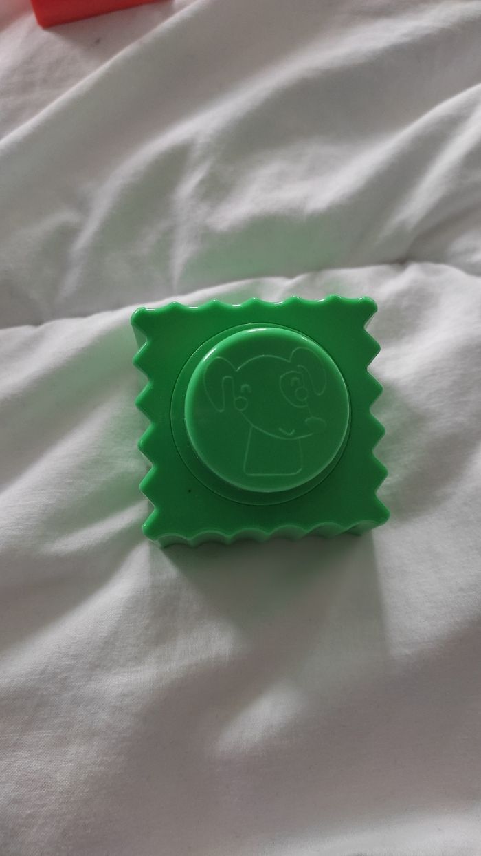 Cubes sensoriels à empiler - photo numéro 7