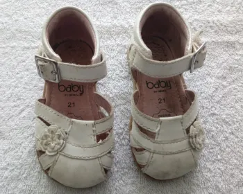 Chaussures Gémo Baby taille 21 (réf perso 52)(familleac72)