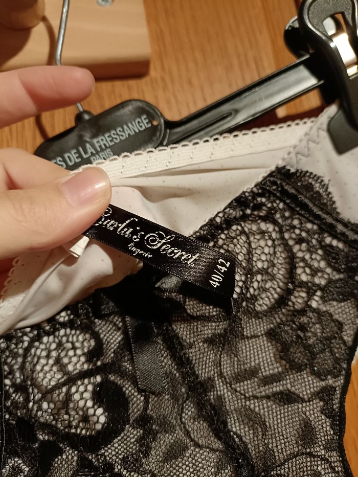 Ensemble de lingerie - photo numéro 4