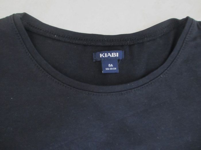 T-shirt noir uni manches longues Kiabi - 8 ans - photo numéro 2