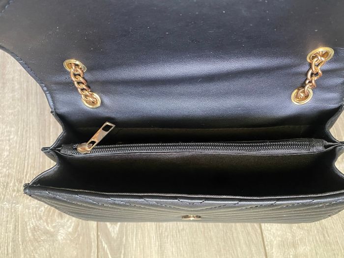 YVES Saint Laurent - photo numéro 5