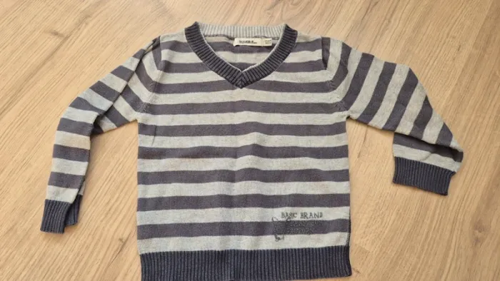 Pull 23 mois TAO